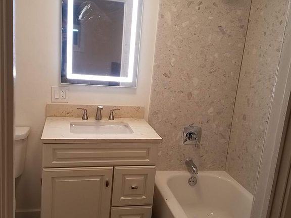5th image of 285 Union St #C