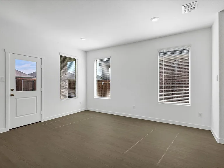 1328 Francesca Dr — Photo 14