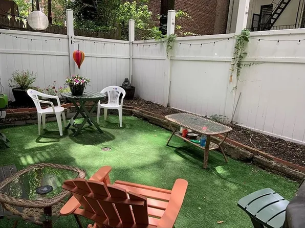 512 East 83rd Street image 10 of 13