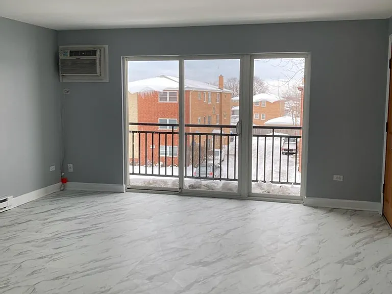 12252 S Spencer St #B3 — Photo 4