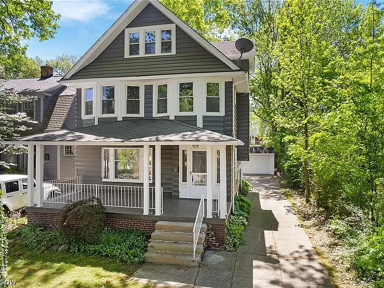 2954 Kensington Rd — Photo 2