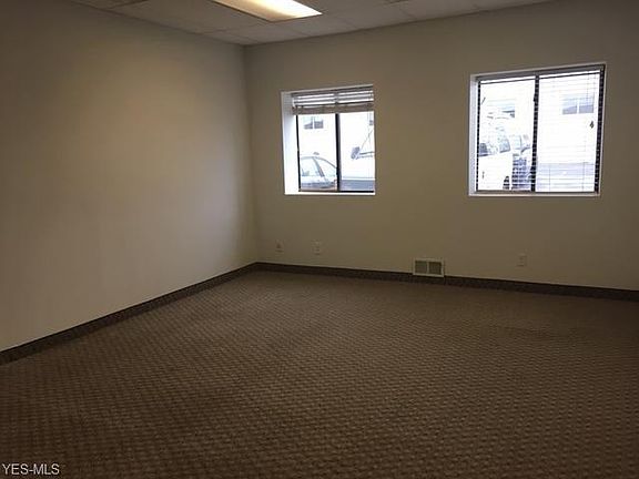 4th image of 30510 Lakeland Blvd