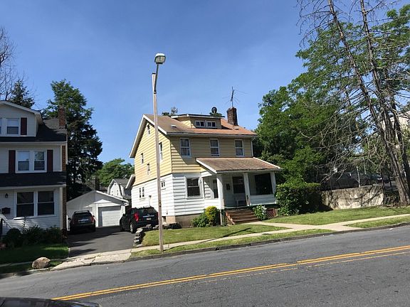 2nd image of 395 Elmwood Ave