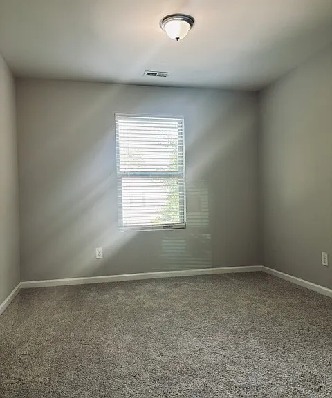 4499 Middletown Dr — Photo 23