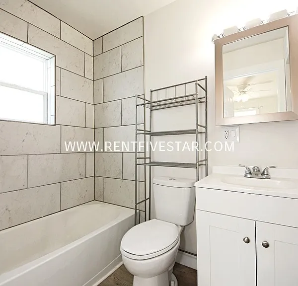 940 W Sublette St — Photo 10