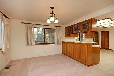 5th image of 2218 Apple Vista Ln
