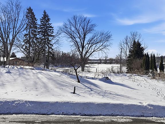 4th image of 782 Randy Ave