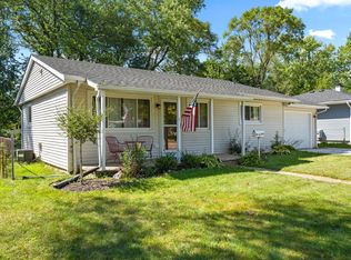 5458 Military Ave, Brighton, MI 48116