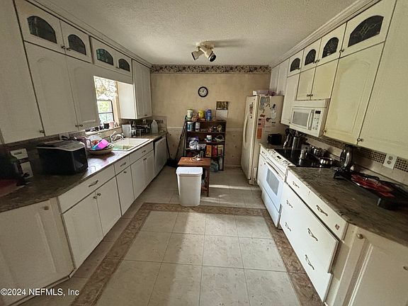 2nd image of 7540 KESTREL Drive