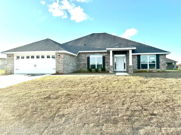 6214 Diamond Ln, Biloxi, MS 39532