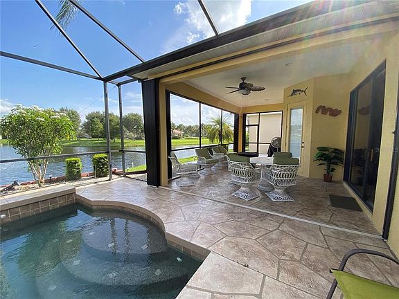 3rd image of 2609 Suncoast Lakes Blvd