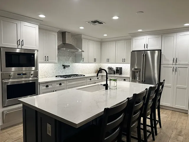 301 E Royal Palm Rd — Photo 19