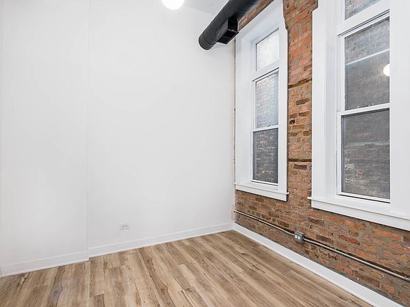 5th image of 1907 S Blue Island Ave #2