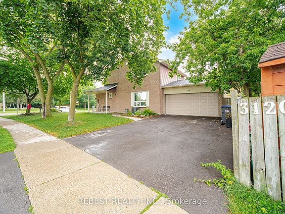 4th image of 3120 McCarron Cres
