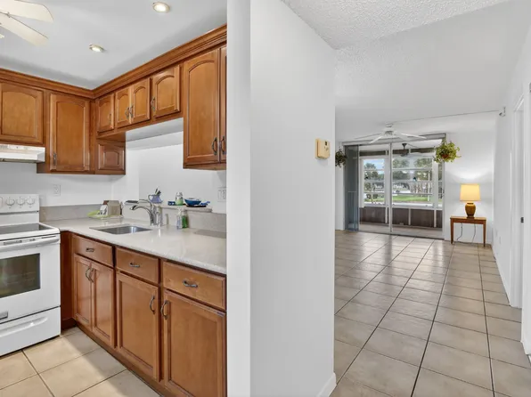 9090 Lime Bay Blvd APT 203, Tamarac, FL 33321