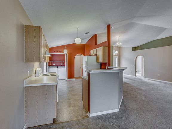 3rd image of 618 Islamorada Dr N