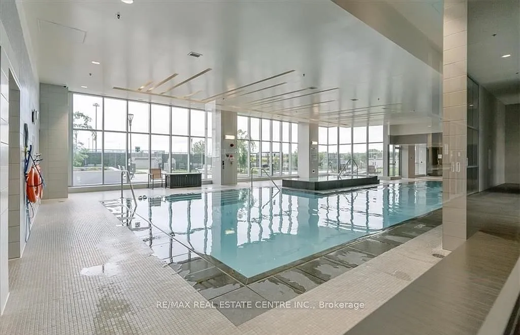 2 bed, $2,900 — Photo 1