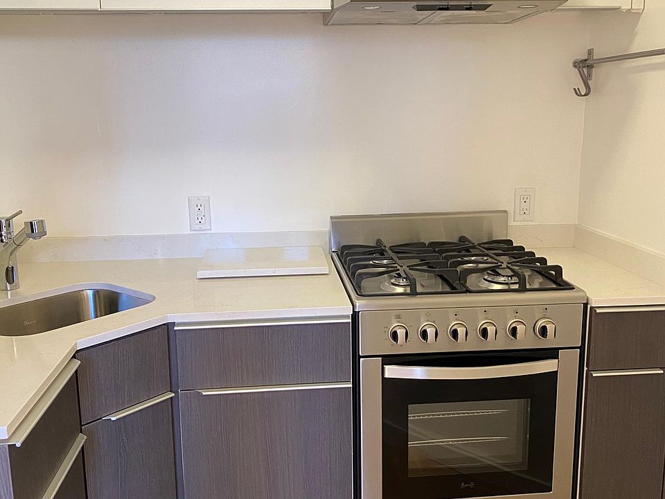 1st image of 522 Hayes St #15