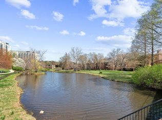 10440 Rockville Pike APT 101, Rockville, MD 20852