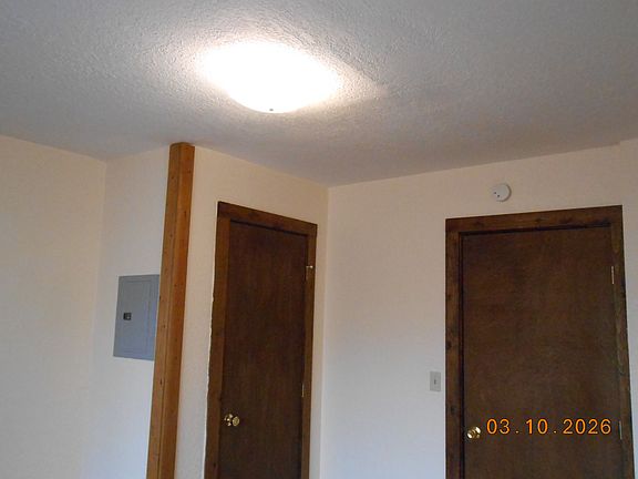 2nd image of 528 N M St APT 3