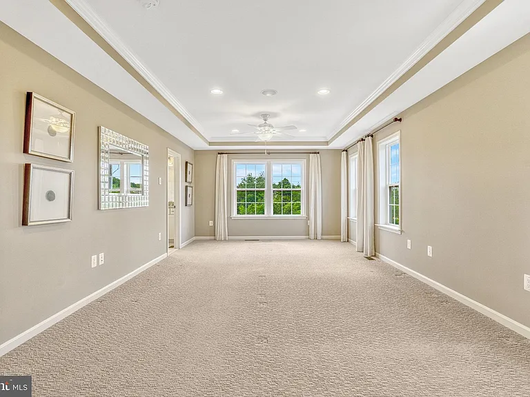 21491 Willow Breeze Sq — Photo 35