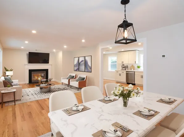 105 Spring St, Shrewsbury, MA 01545
