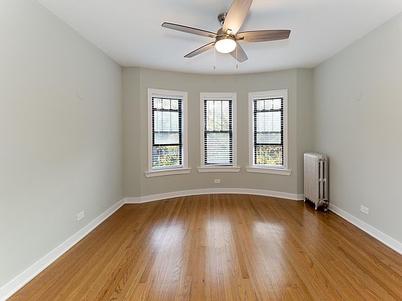 3rd image of 4602 N Winchester Ave APT 3F