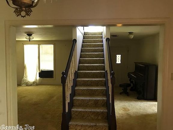 4th image of 114 Birdsong Ln