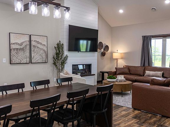 5th image of 3754 Saint Annes Ct