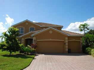 8500 Colony Trace Dr, Fort Myers, FL 33908