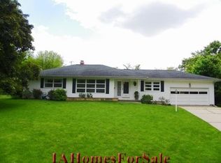 3301 Iowa Ave SE, Cedar Rapids, IA 52403
