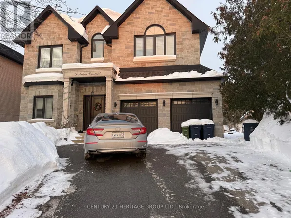 5 Amber Cres, Toronto, ON M6L 2R5