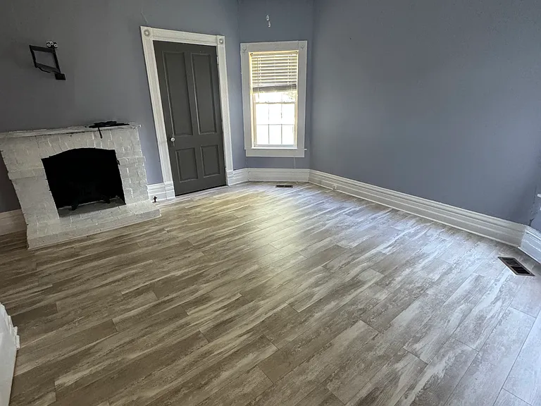 27 Ashland Ave — Photo 11