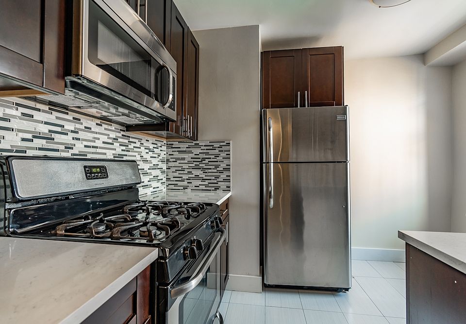 10420 Queens Blvd Forest Hills NY Zillow