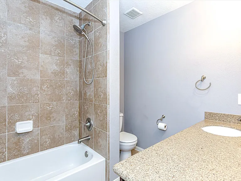 14322 Baron Creek Ln — Photo 46