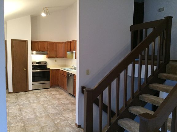 4th image of 88 Grand Teton Dr