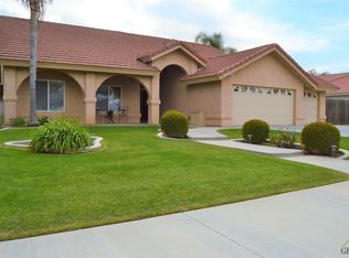 3813 Sycamore Creek Dr, Bakersfield, CA 93313