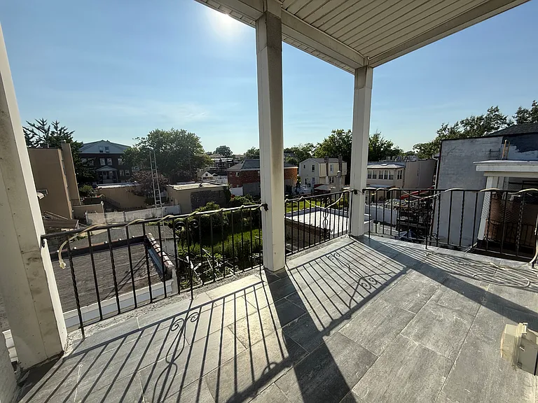 1281 Edison Ave #2 — Photo 1