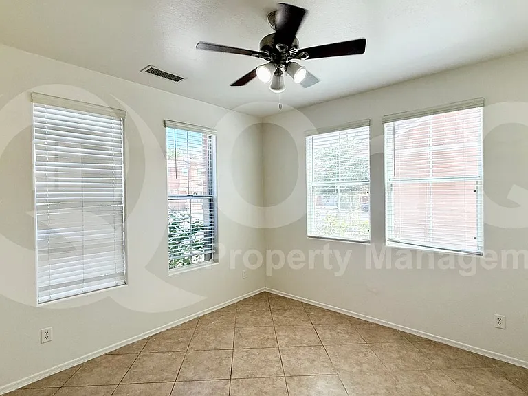 1195 E Gail Dr — Photo 15