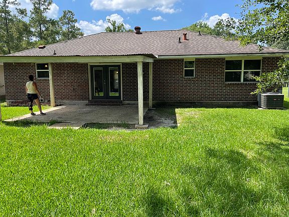 3rd image of 14230 Richardson Dr
