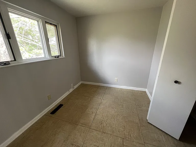 616 Autumn Fields Ln — Photo 9
