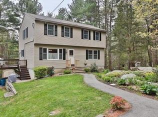 31 Orchard St, Newbury, MA 01922