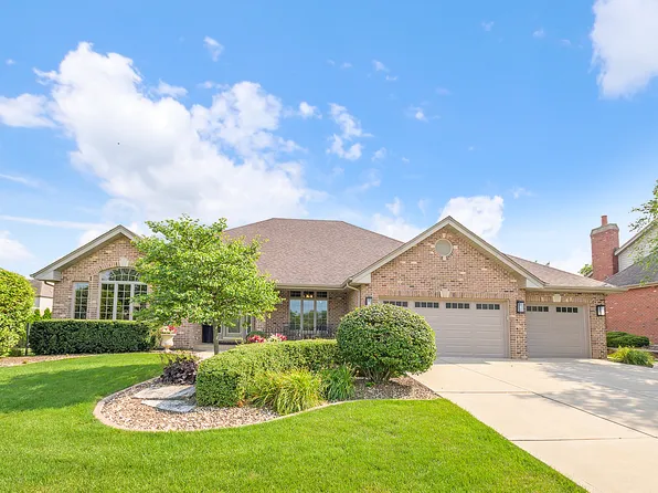 10835 Cardinal Lake Dr, Frankfort, IL 60423