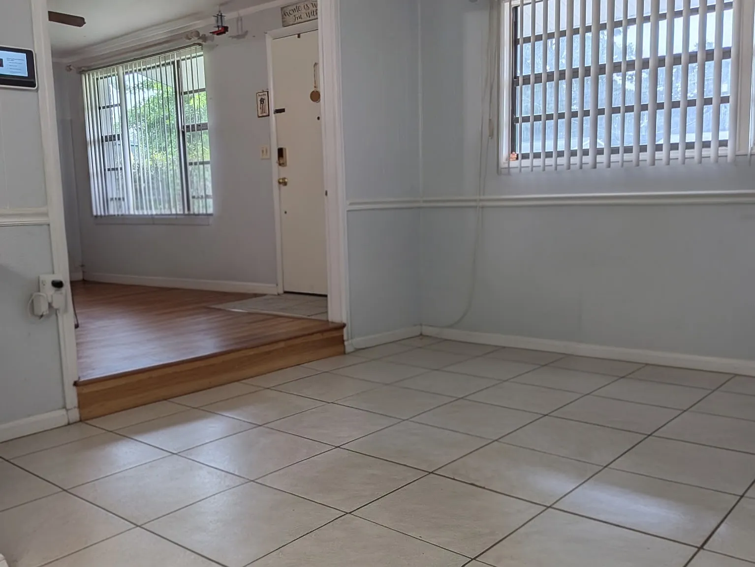 3 bed, 1200 sqft, $2,200 — Photo 4