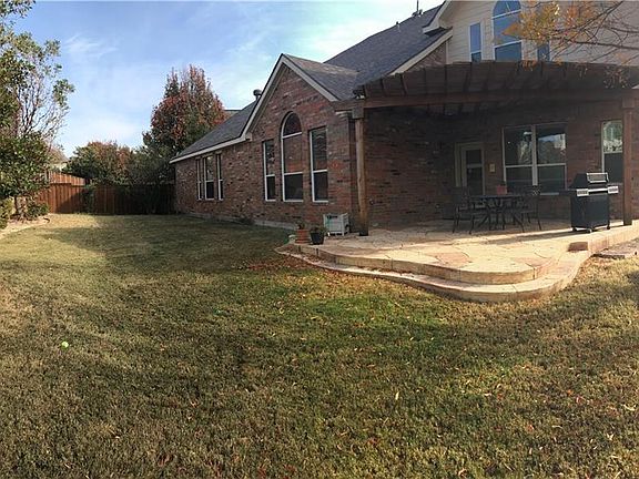 4th image of 8908 Preston Wood Dr