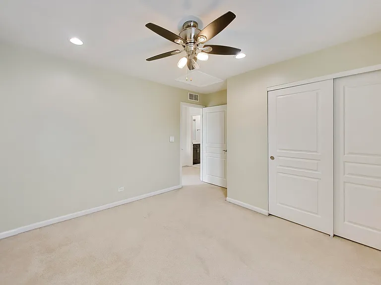 501 Tuscany Dr — Photo 18