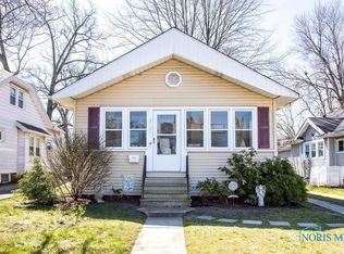 2727 Oak Grove Pl, Toledo, OH 43613