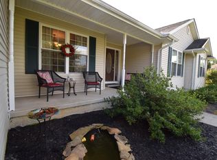 195 Lake Rd NE, Lancaster, OH 43130