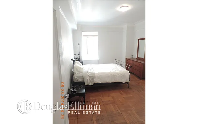 Rented by Douglas Elliman | media 20