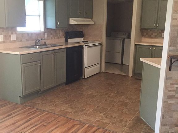 4th image of 2643 Savannah Hill Cir